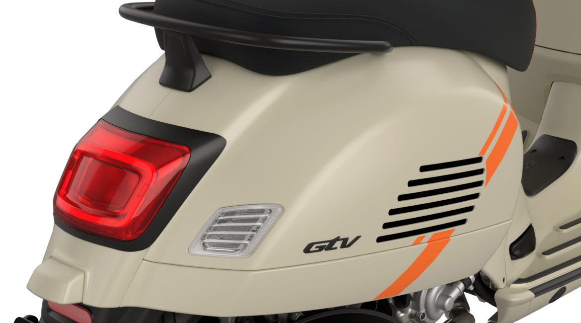 12-vespa-gtv-beige-avvolgente