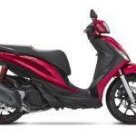 Piaggio_Madley 125s red