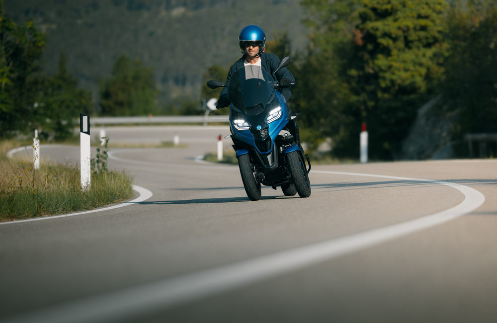 gs-240829-piaggio-mp3-1750